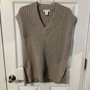 H&M Taupe V-Neck Ribbed Sweater Vest